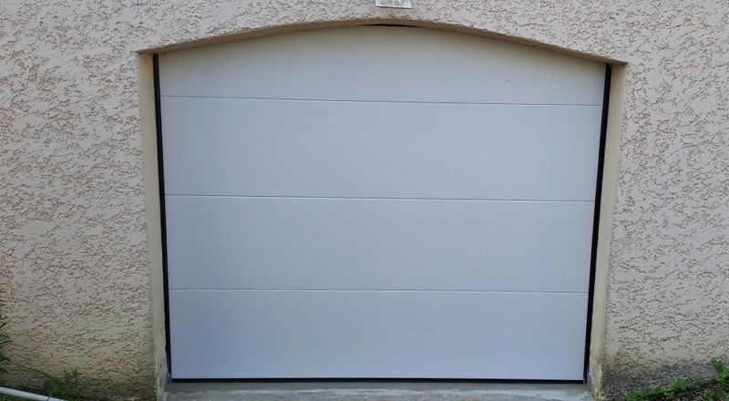 Portail et pergola à Bletterans 39140 - aluminium sur mesure